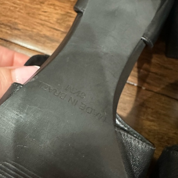 Steve Madden Dolly Black Stiletto Heels with Cut-Out Design size 6.5 - Picture 8 of 9